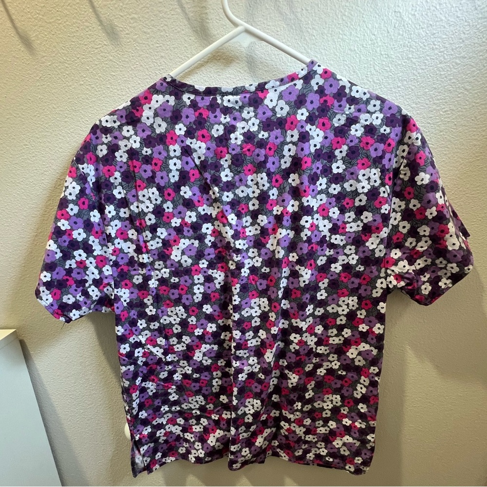 Dickies floral uniform scrub top size small‎ - Picture 5 of 5